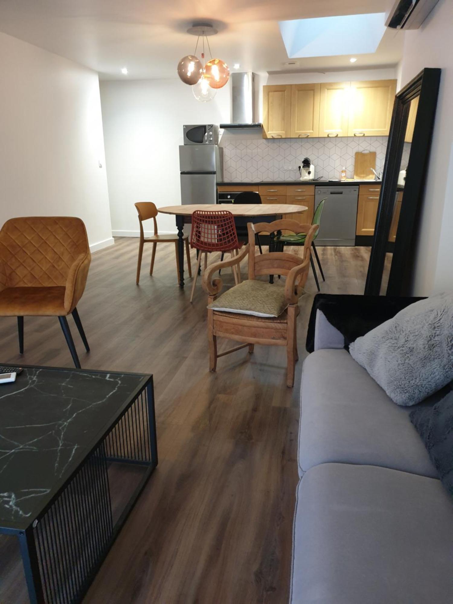 Orvilliers Apartment *