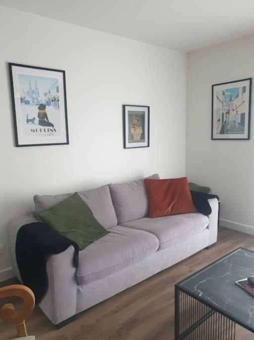 Orvilliers Apartment